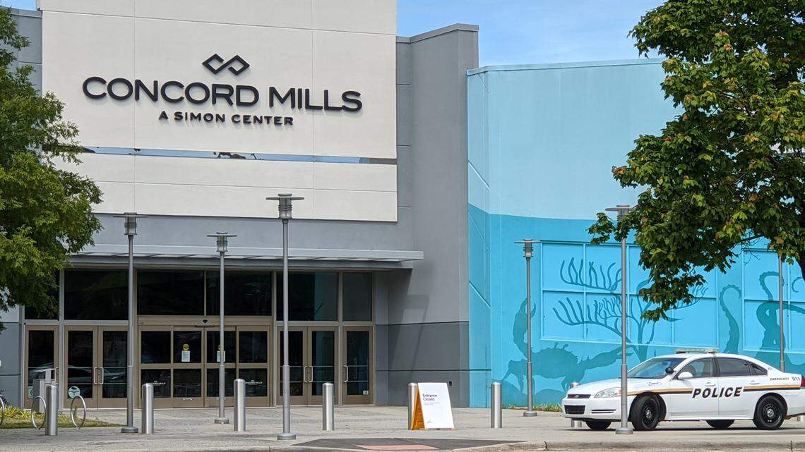 hotel near Concord Mills
